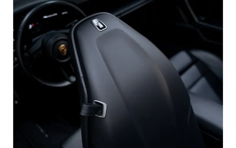 Porsche 911 Cabrio 3.0 Carrera 4 GTS - 122316