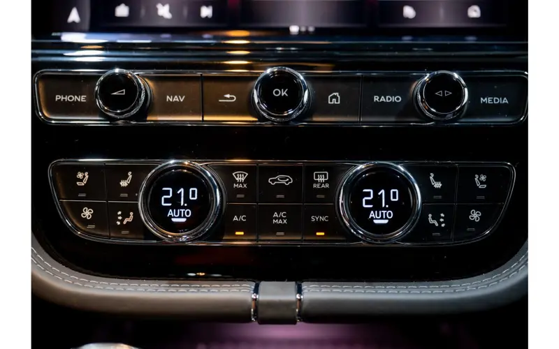 Bentley Bentayga 3.0 V6 Hybrid - 140747