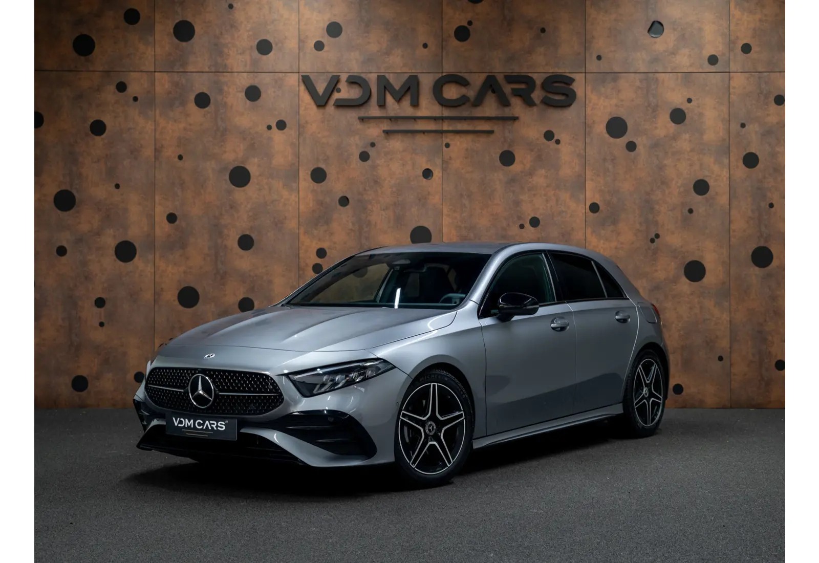 Mercedes-Benz A-Klasse 180 AMG Line - 81909