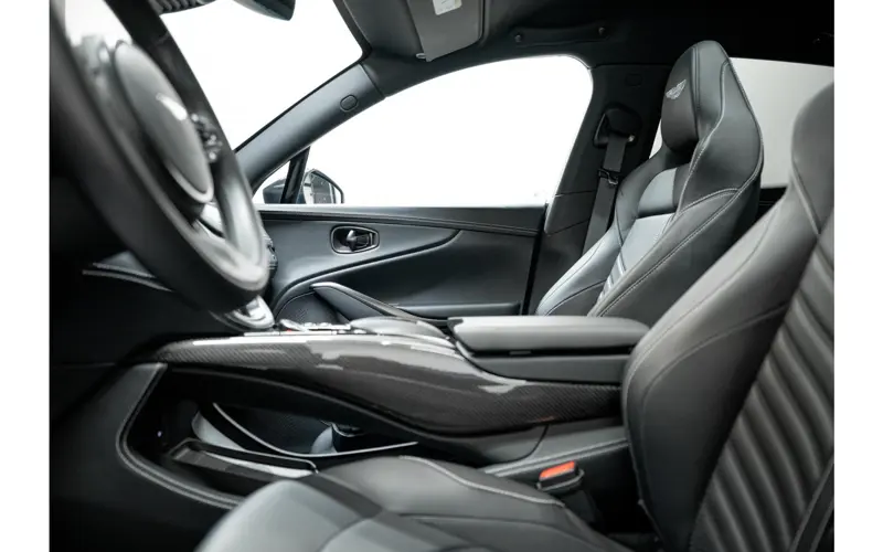 Aston Martin Dbx 4.0 V8 707 - 141255