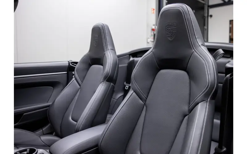 Porsche 911 Cabrio 3.6 T-Hybrid Carrera 4 GTS - 122219