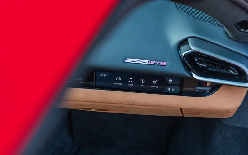 Ferrari 296 GTB 3.0 V6 - 121417