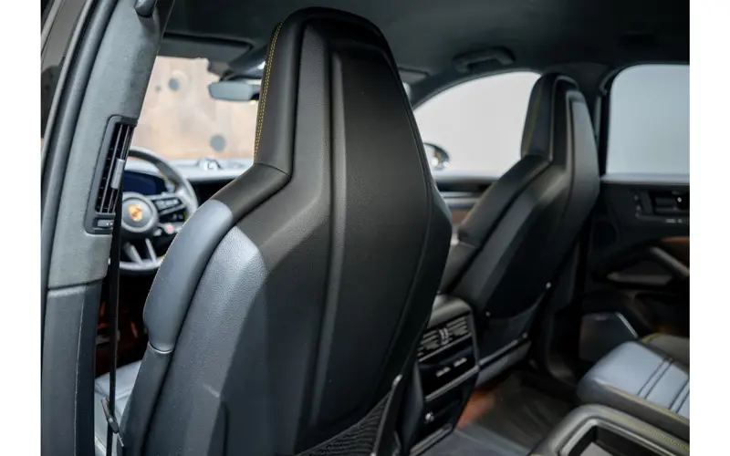 Porsche Cayenne Coupé 4.0 Turbo E-Hybrid GT - 150330
