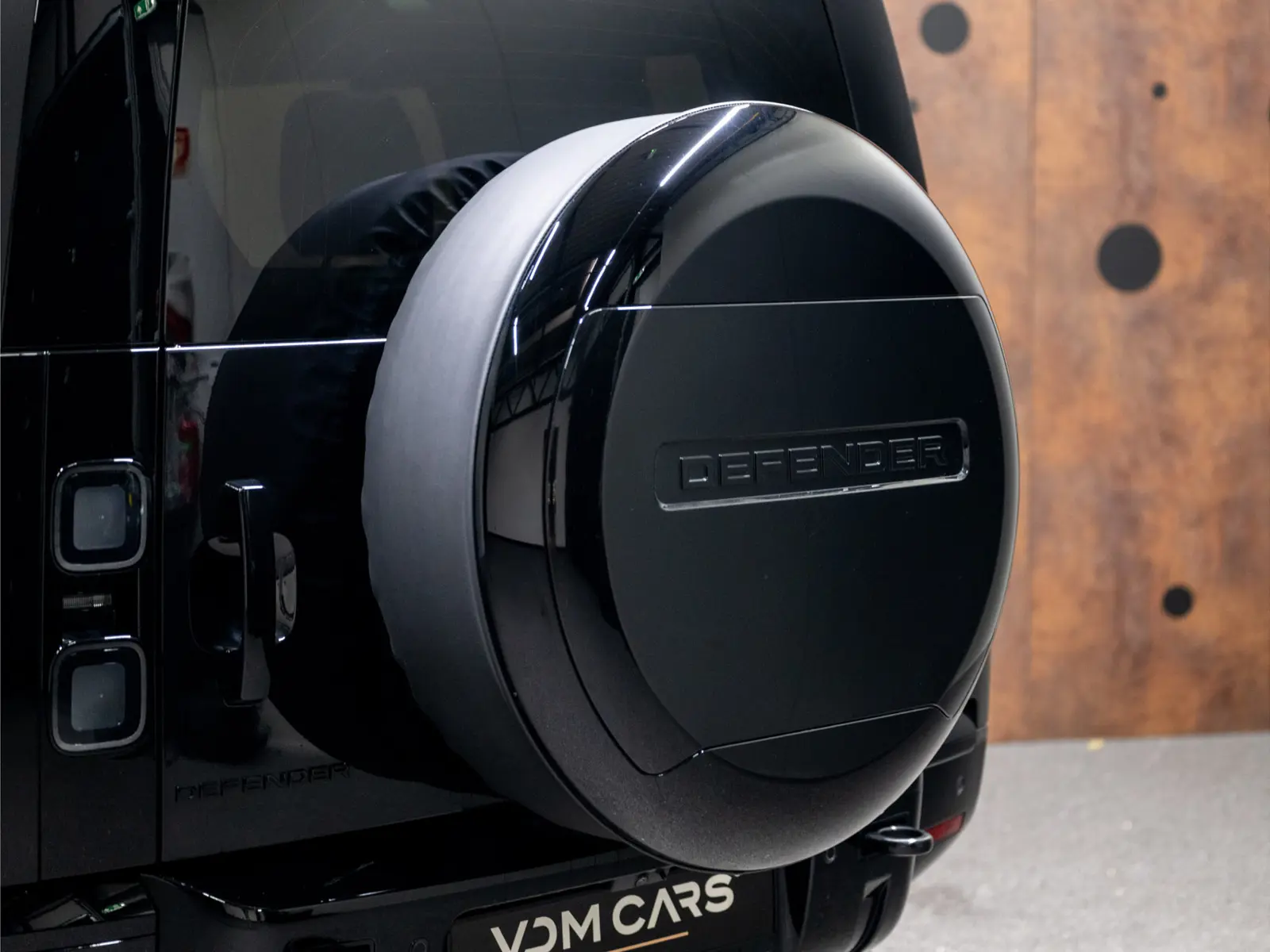 Land Rover Defender 110 2.0 P300e 110 X-Dynamic HSE - 137633