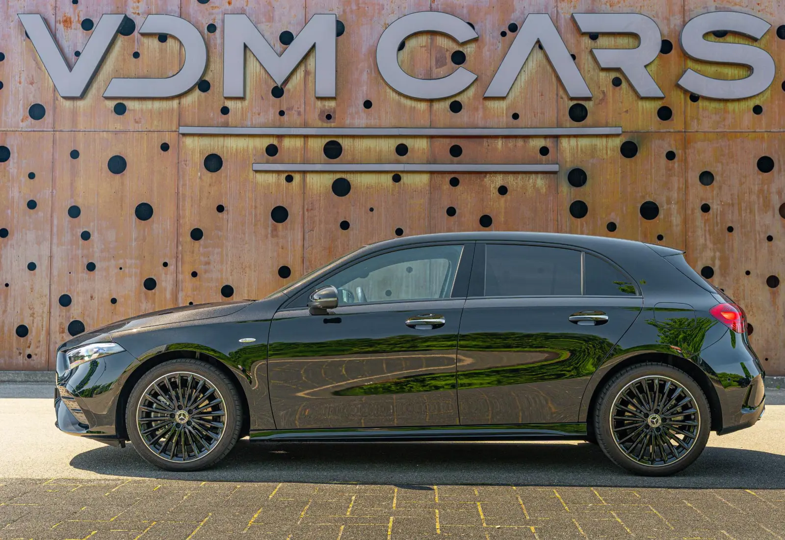 Mercedes-Benz A-Klasse 250 e Premium Plus - 148958