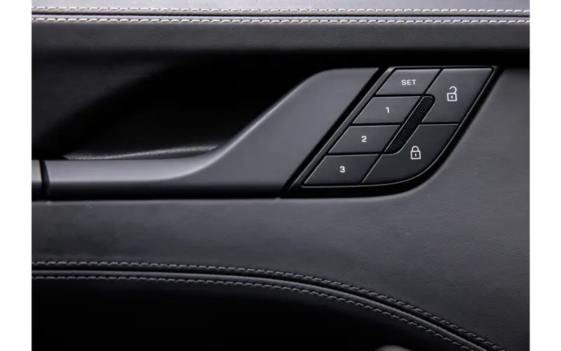 Porsche 911 3.6 T-Hybrid Carrera 4 GTS - 122199