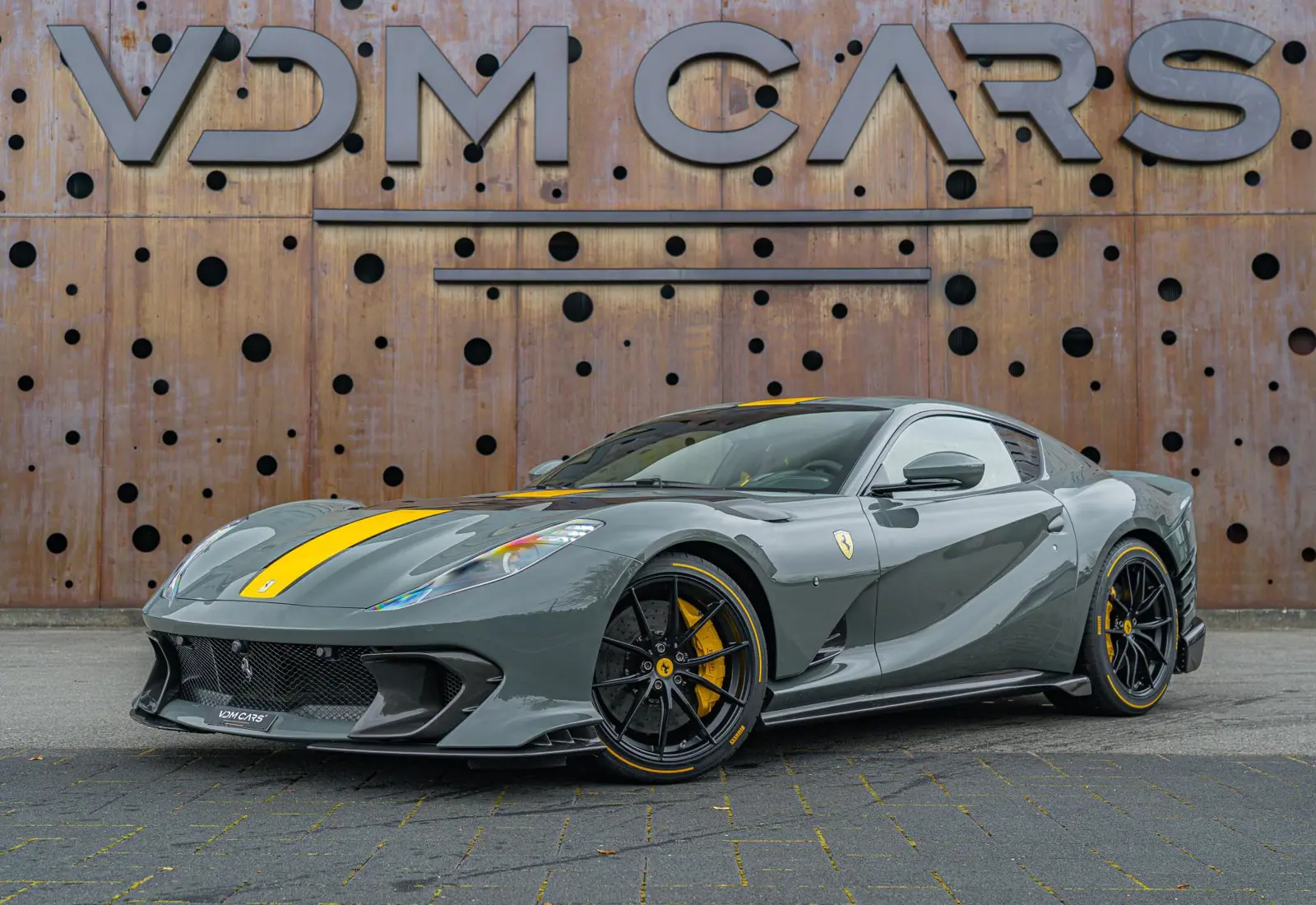 Ferrari 812 Competizione 6.5 V12 - 140960