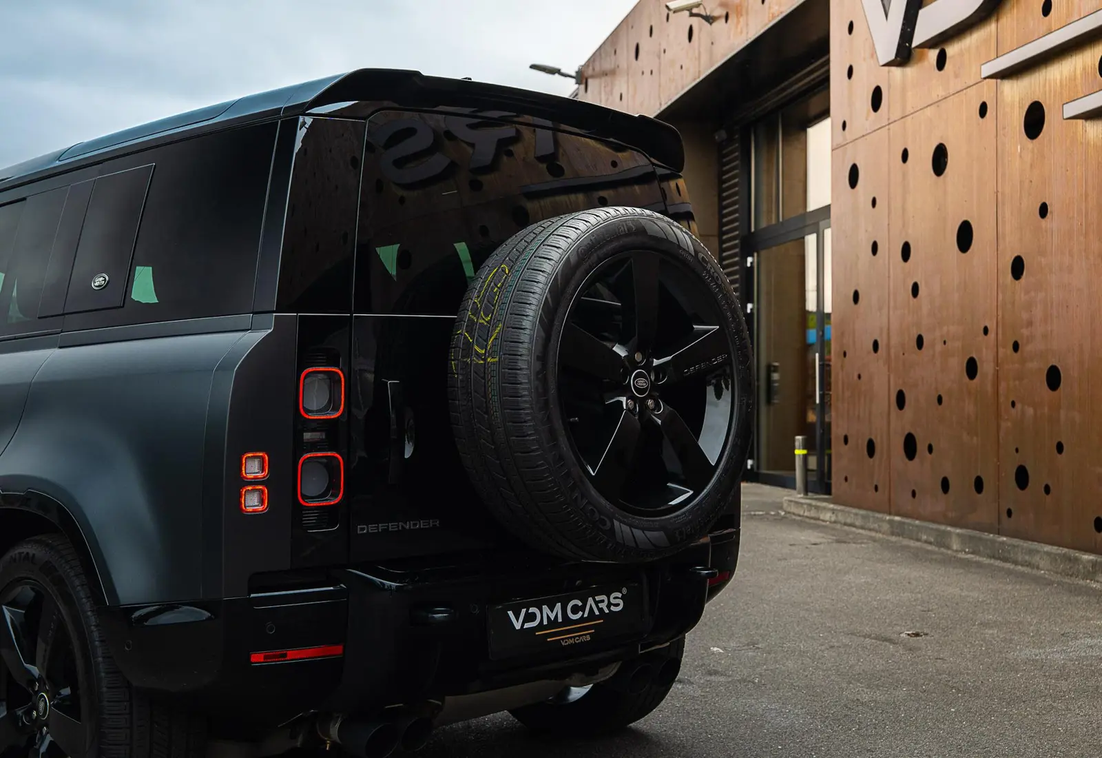 Land Rover Defender 110 5.0 P525 110 V8 Carpathian Edition - 170329