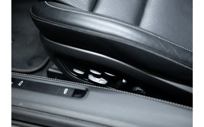 Porsche 911 Cabrio 3.8 Turbo S - 125363