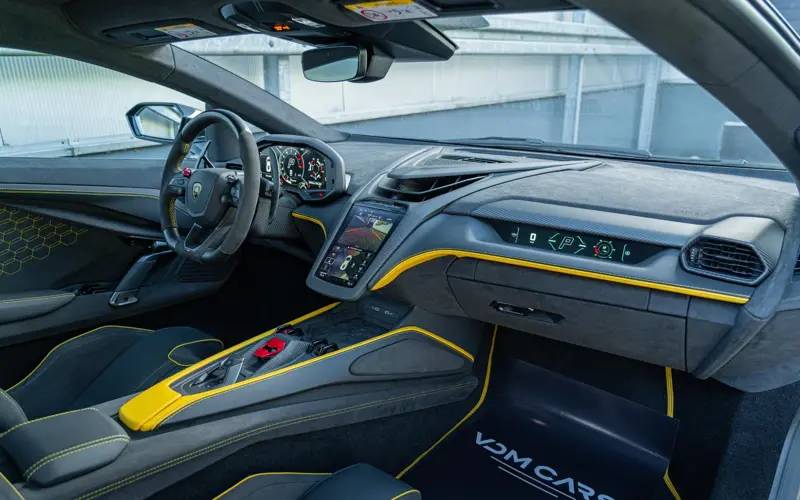 Lamborghini Revuelto Revuelto - 143294