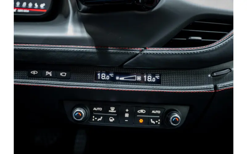 Ferrari F8 Tributo 3.9 V8 HELE - 141691