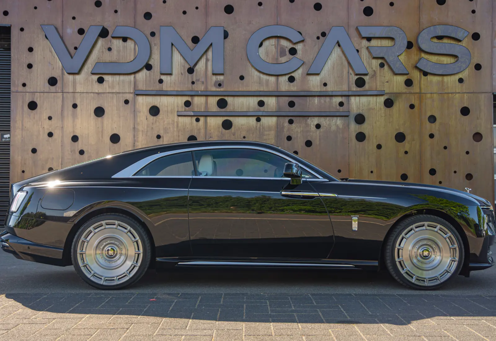 Rolls-Royce Spectre  - 85691