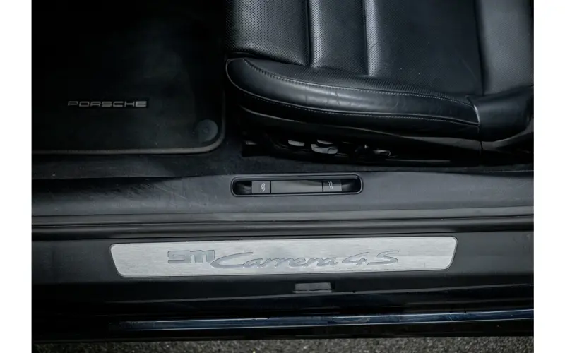 Porsche 911 Cabrio 3.0 Carrera 4S - 124756