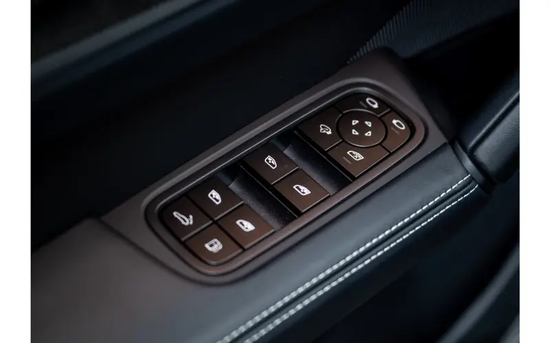 Porsche Cayenne Coupé 4.0 Turbo E-Hybrid GT - 139234