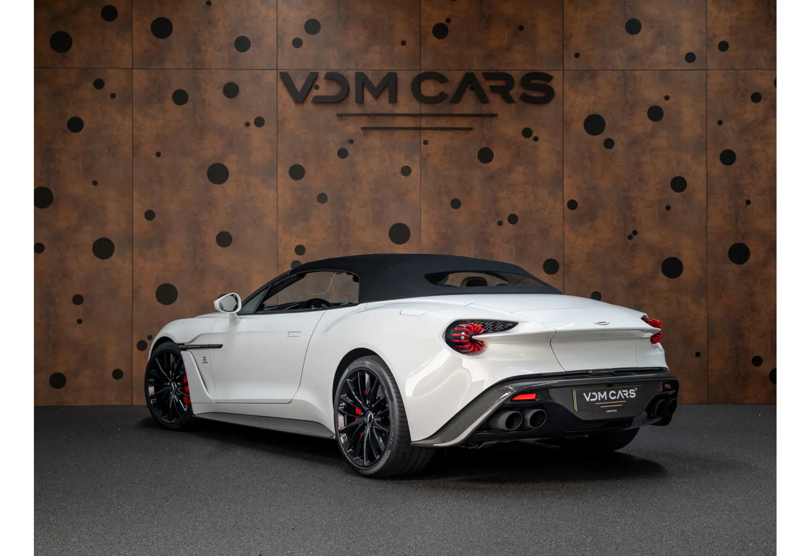 Aston Martin Vanquish Zagato Volante 6.0 V12 - 59995