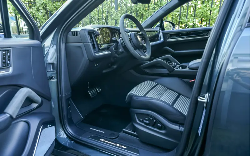 Porsche Cayenne Coupé 4.0 Turbo E-Hybrid - 115686