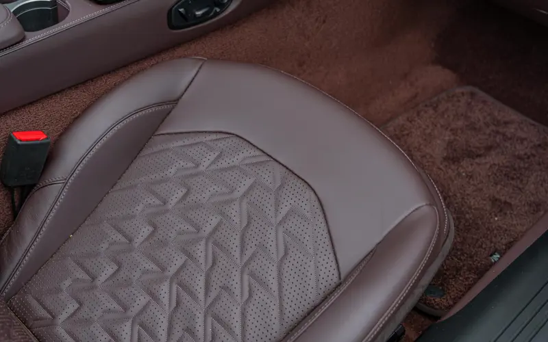 Aston Martin Vanquish Volante - 174073