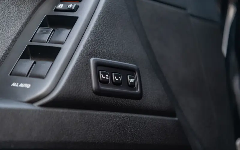 Toyota Land Cruiser 2.8 D-4D Executive - 128765