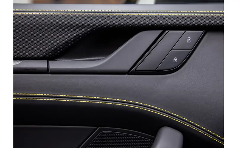Porsche 911 4.0 GT3 Touring - 112491
