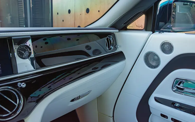 Rolls-Royce Spectre  - 85707