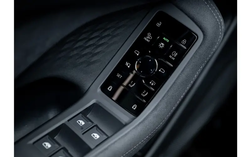 Audi A6 Avant 2.0 e-hybrid quattro S edition Competition - 131468