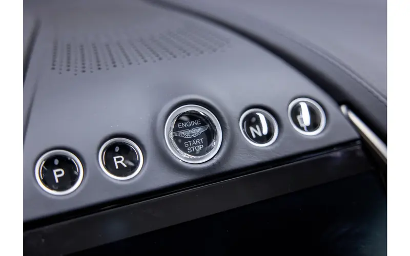 Aston Martin Dbx 4.0 V8 707 - 111051