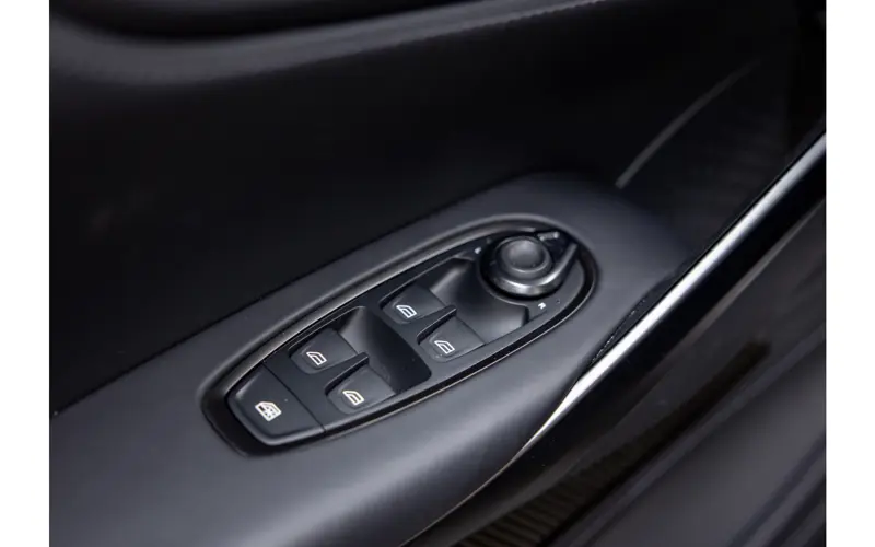 Aston Martin Dbx 4.0 V8 707 - 111063