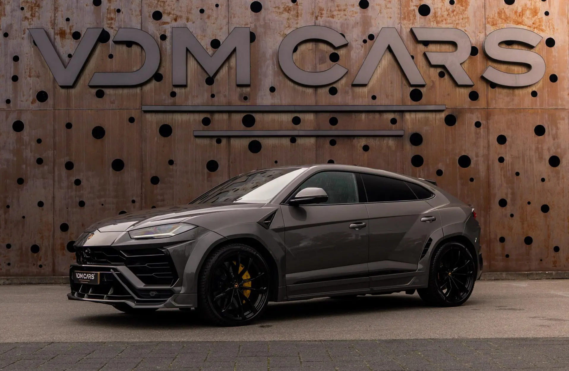 Lamborghini - Urus - 177121