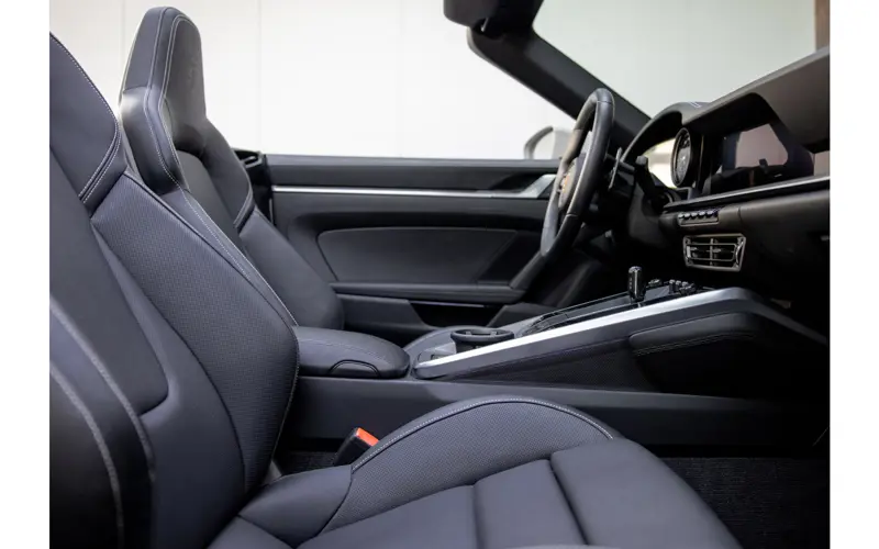 Porsche 911 Cabrio 3.0 Carrera 4S - 111426
