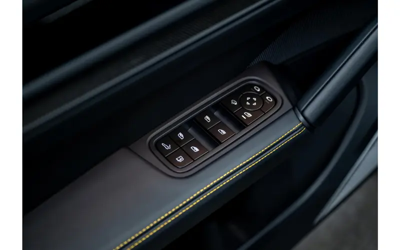 Porsche Cayenne Coupé 4.0 Turbo E-Hybrid GT - 149887