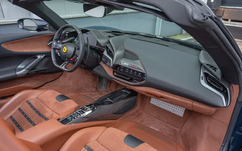 Ferrari SF90 Spider 4.0 V8 - 110813