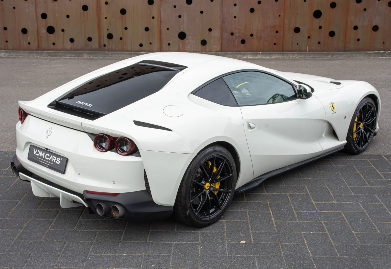 Ferrari 812 6.5 V12 Superfast HELE - 114326