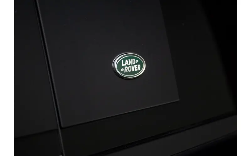 Land Rover Defender 3.0 D200 110 MHEV X-Dynamic S - 141385
