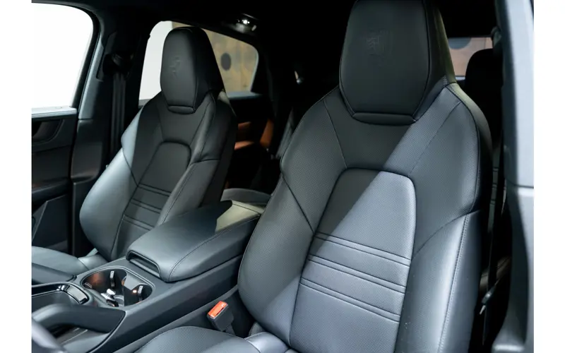 Porsche Cayenne Coupé 3.0 E-Hybrid Black Edition - 149311
