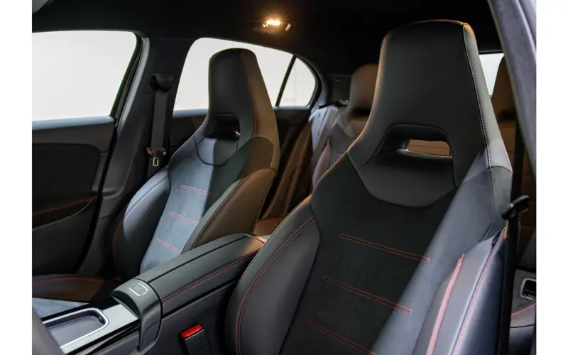 Mercedes-Benz A-Klasse 250 e Star Edition AMG Line - 126100