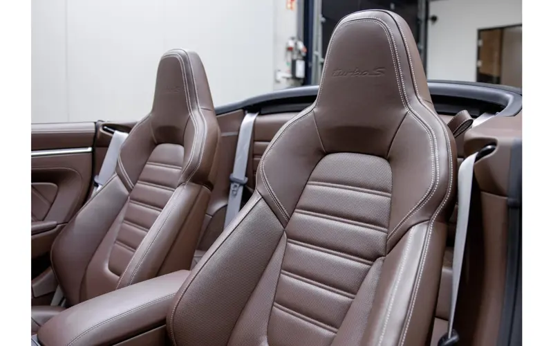 Porsche 911 Cabrio 3.8 Turbo S - 115275