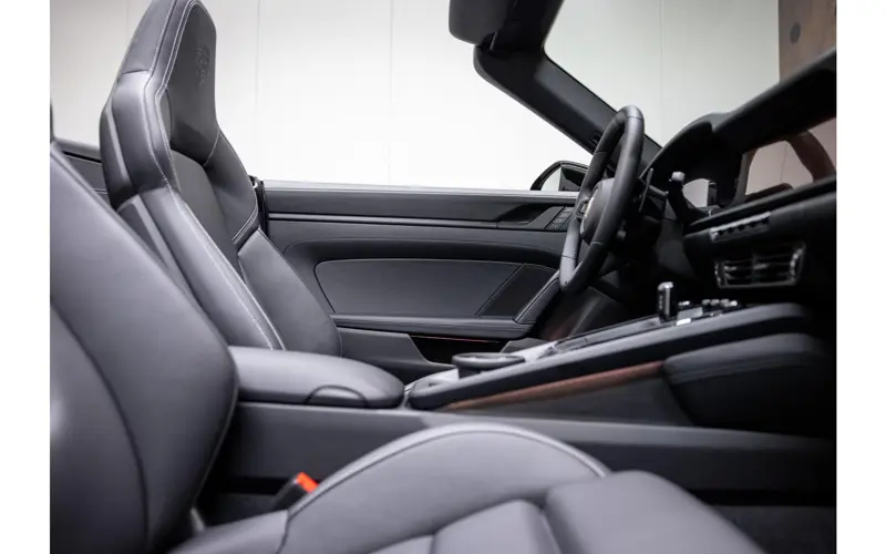 Porsche 911 Cabrio 3.6 T-Hybrid Carrera 4 GTS - 141829