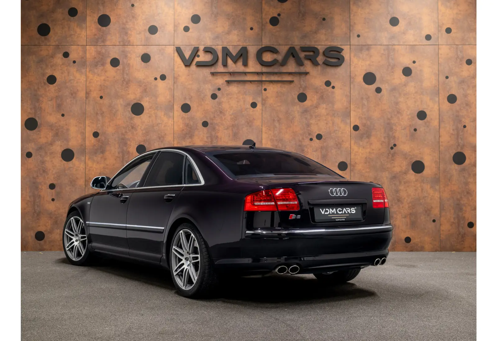 Audi A8 5.2 S8 quattro - 128900