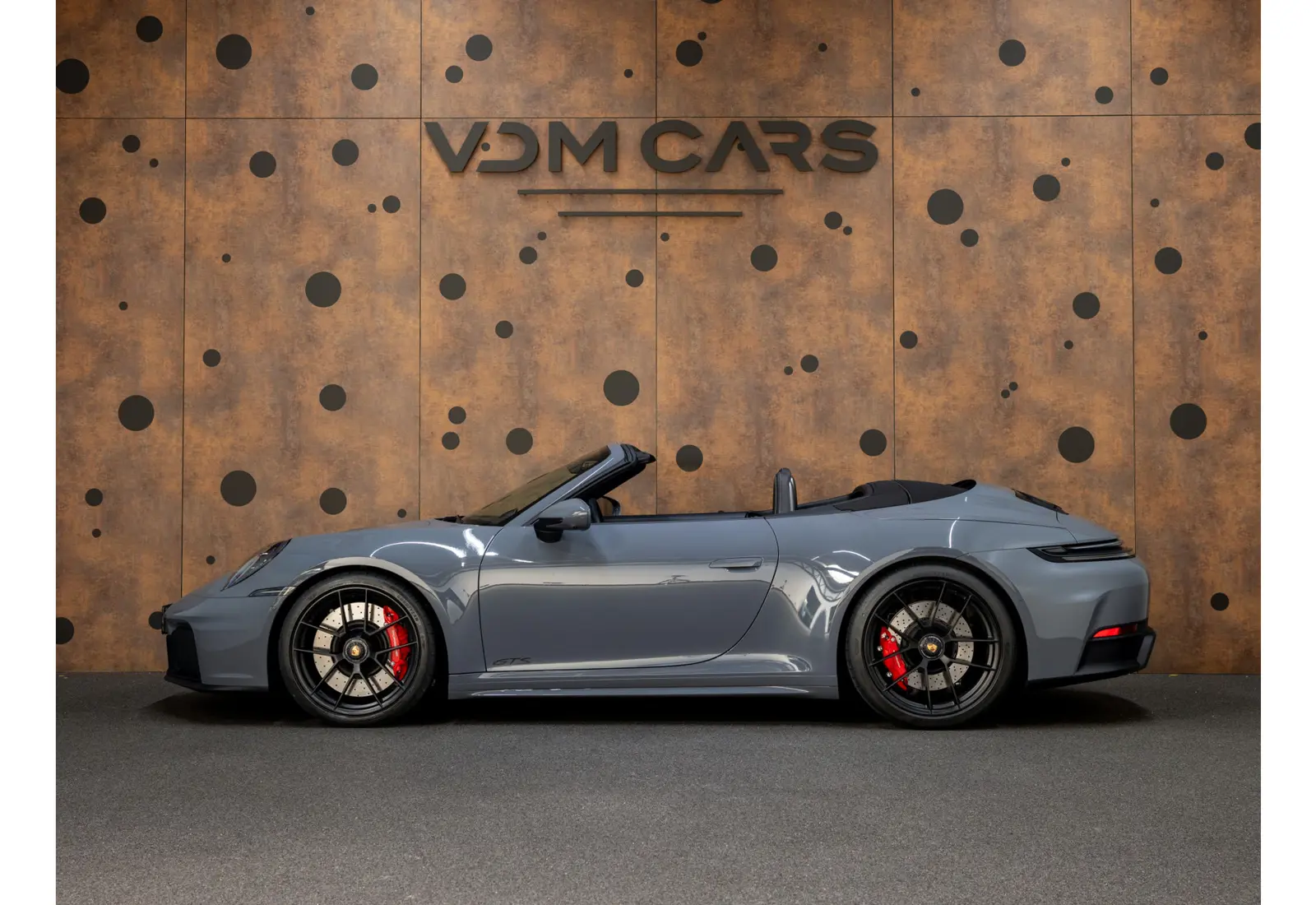 Porsche 911 Cabrio 3.6 Carrera 4 GTS - 86500