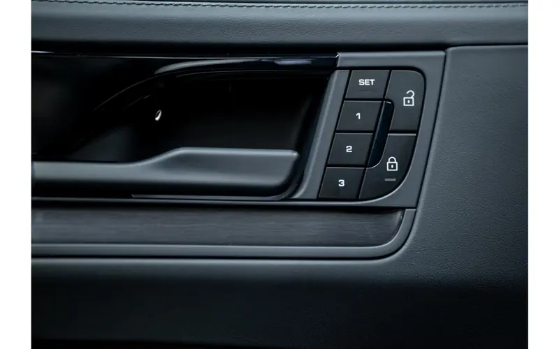 Porsche Cayenne 3.0 E-Hybrid Black Edition - 169515