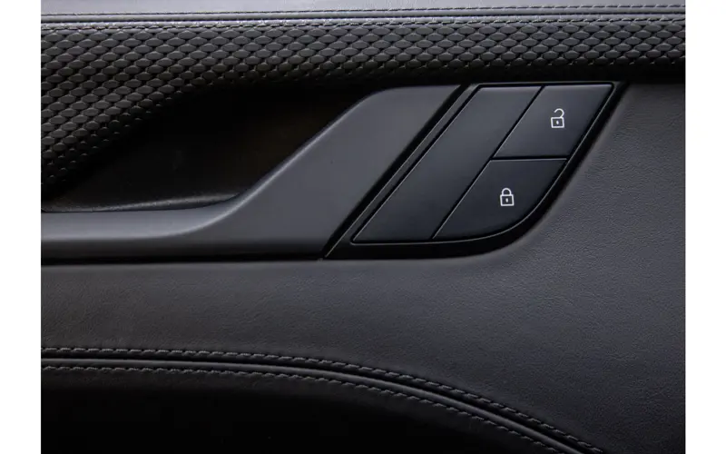 Porsche 911 4.0 GT3 Touring - 117509