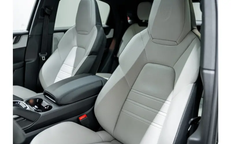 Porsche Cayenne Coupé 3.0 E-Hybrid - 137602