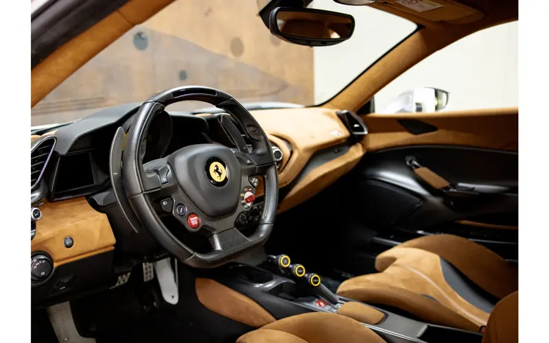 Ferrari 488 3.9 Pista - 87008