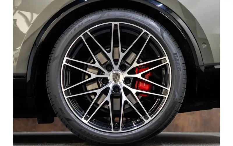 Porsche Macan Turbo 100 kWh - 116449