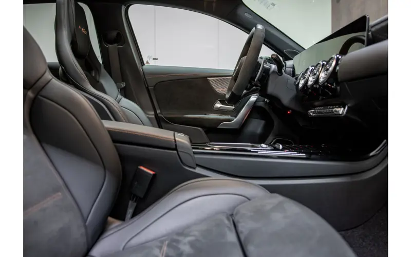 Mercedes-Benz A-Klasse AMG 45 S 4MATIC+ - 119874