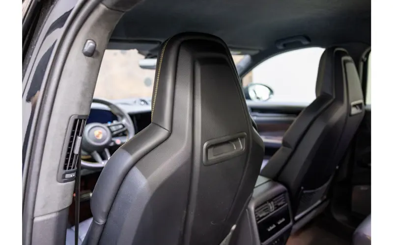 Porsche Cayenne Coupé 4.0 Turbo E-Hybrid GT - 113149