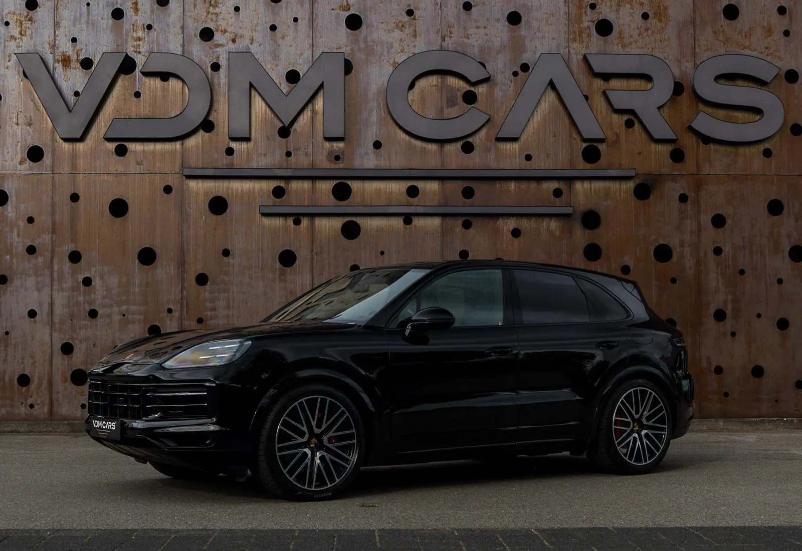 Porsche Cayenne 3.0 E-Hybrid - 172000