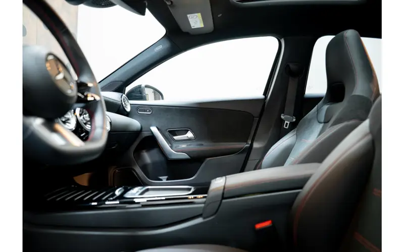 Mercedes-Benz A-Klasse 250 e Star Edition AMG Line - 150849
