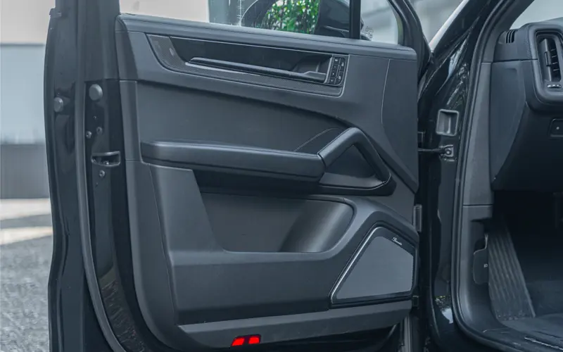 Porsche Cayenne Coupé 4.0 Turbo E-Hybrid GT - 137445