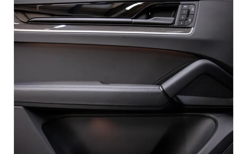 Porsche Cayenne 3.0 E-Hybrid - 140633